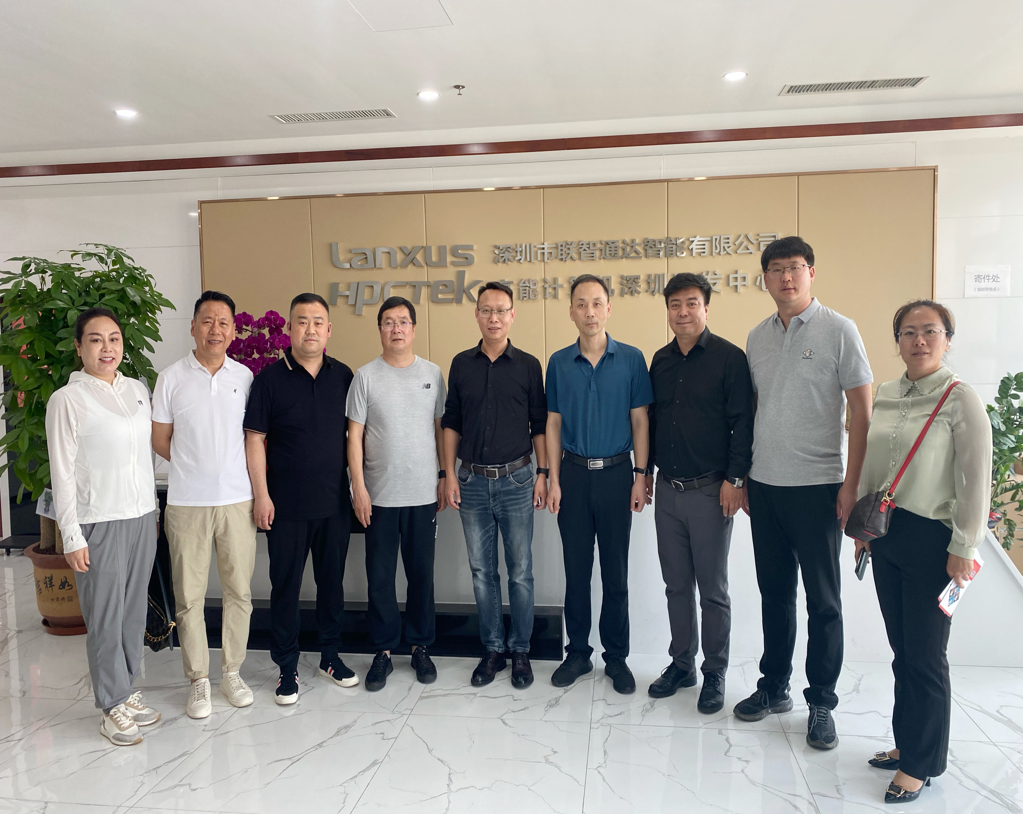 熱烈歡迎銅川市領(lǐng)導(dǎo)來(lái)我司參觀視察