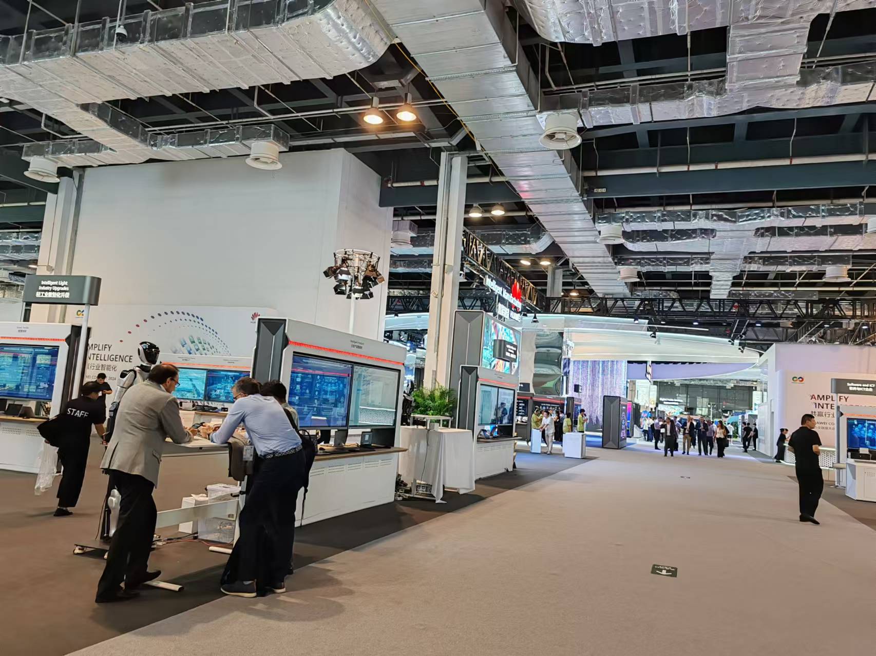 【共贏行業智能化】高能計算機攜手鯤鵬模組金融工控機，受邀參加華為全聯接大會2024！(圖6)